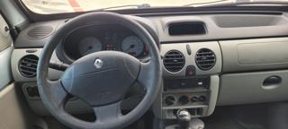 RENAULT Kangoo usata 9