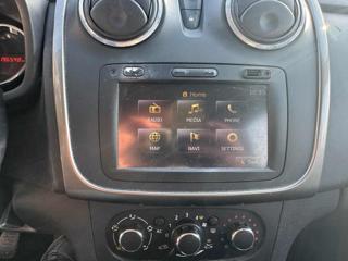 DACIA Sandero usata, con Touch screen