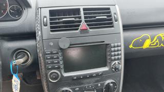 MERCEDES-BENZ A 150 usata, con Chiusura centralizzata