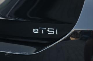 VOLKSWAGEN Passat usata, con Bluetooth