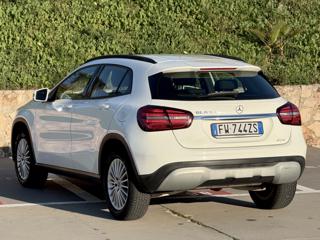 MERCEDES-BENZ GLA 180 usata, con Boardcomputer