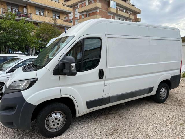 PEUGEOT Boxer usata, con Alzacristalli elettrici