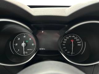 ALFA ROMEO Stelvio usata, con Chiusura centralizzata