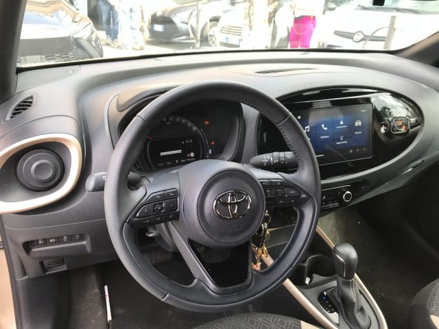TOYOTA Aygo X usata, con Climatizzatore