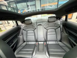 PORSCHE Taycan usata, con Vetri oscurati