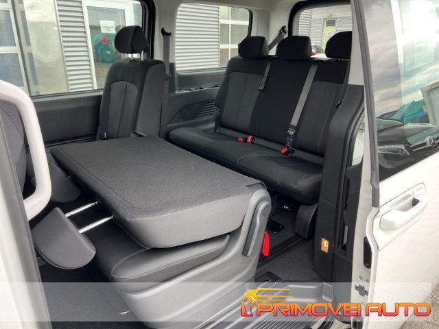 HYUNDAI Staria usata, con Airbag