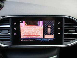 PEUGEOT 308 usata, con Sedile posteriore sdoppiato