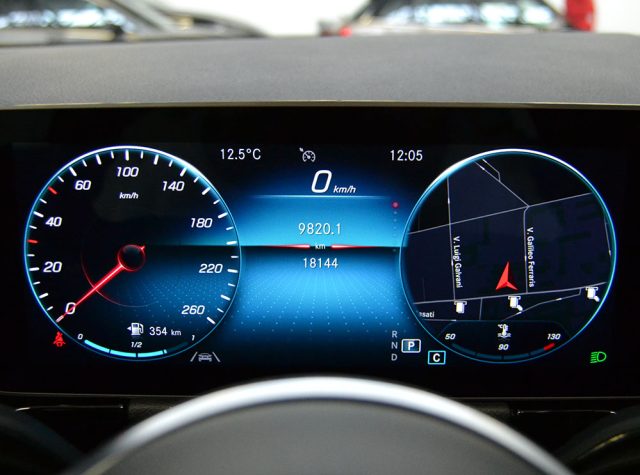 MERCEDES-BENZ GLA 200 usata, con Controllo trazione