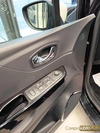 RENAULT Captur usata, con Servosterzo