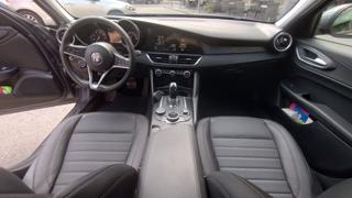 ALFA ROMEO Giulia usata, con Volante in pelle