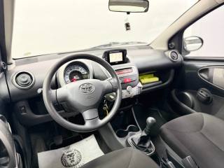 TOYOTA Aygo usata, con USB