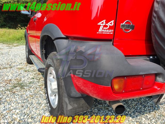 NISSAN Terrano II usata 13