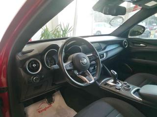 ALFA ROMEO Stelvio usata, con Fari Xenon