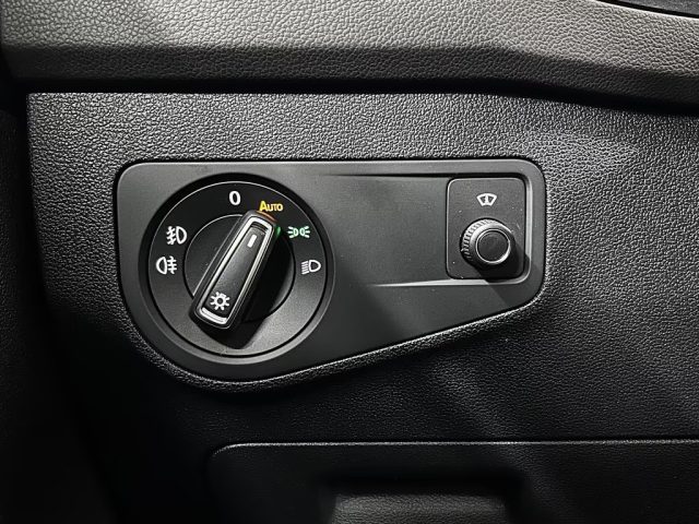VOLKSWAGEN Tiguan usata, con Luci diurne LED