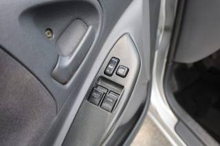 TOYOTA Yaris usata 35