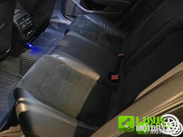 VOLKSWAGEN Passat usata 44