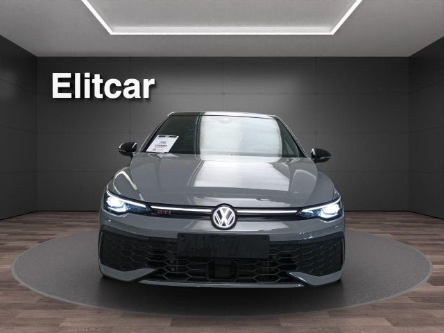 VOLKSWAGEN Golf usata, con Airbag