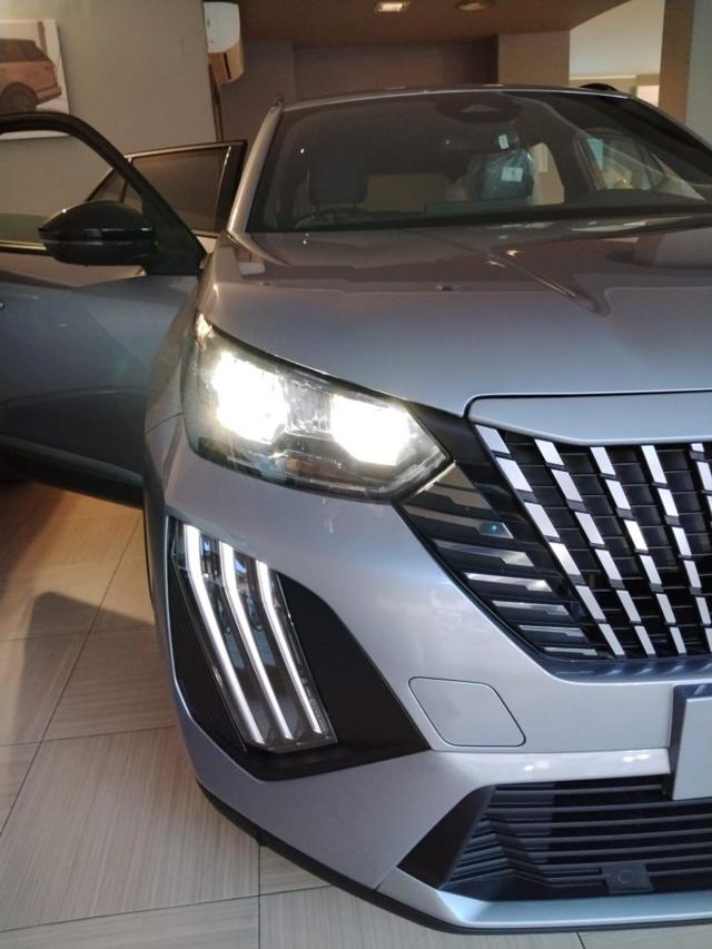 PEUGEOT 2008 usata, con Controllo trazione
