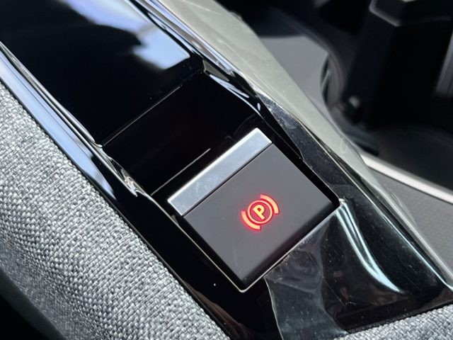 PEUGEOT 3008 usata, con MP3
