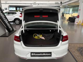 VOLKSWAGEN Passat usata, con Alzacristalli elettrici