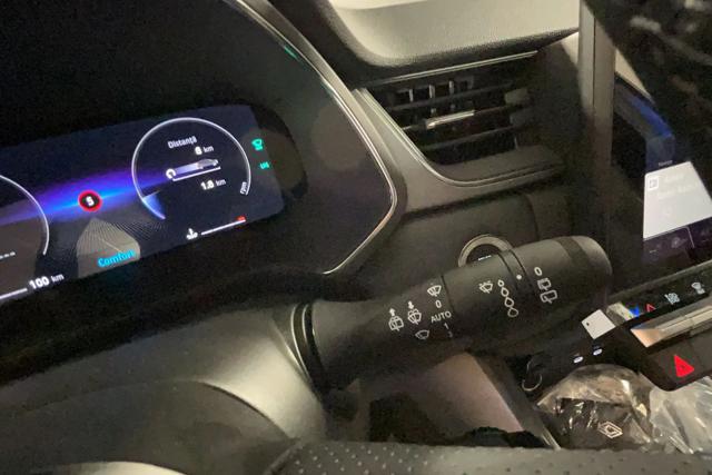 RENAULT Captur usata, con Controllo automatico clima