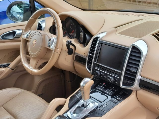 PORSCHE Cayenne usata, con ESP