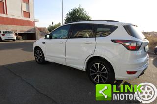 FORD Kuga usata, con Autoradio