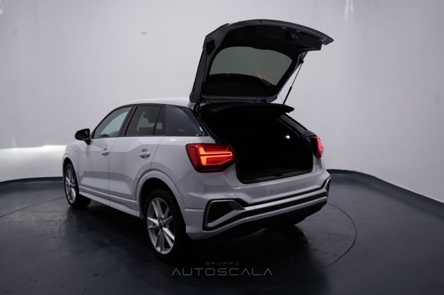 AUDI Q2 usata 38