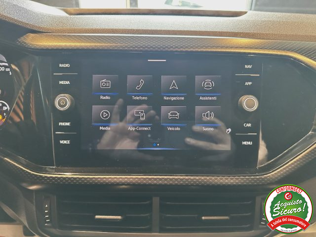 VOLKSWAGEN T-Cross usata, con Sensori di parcheggio posteriori