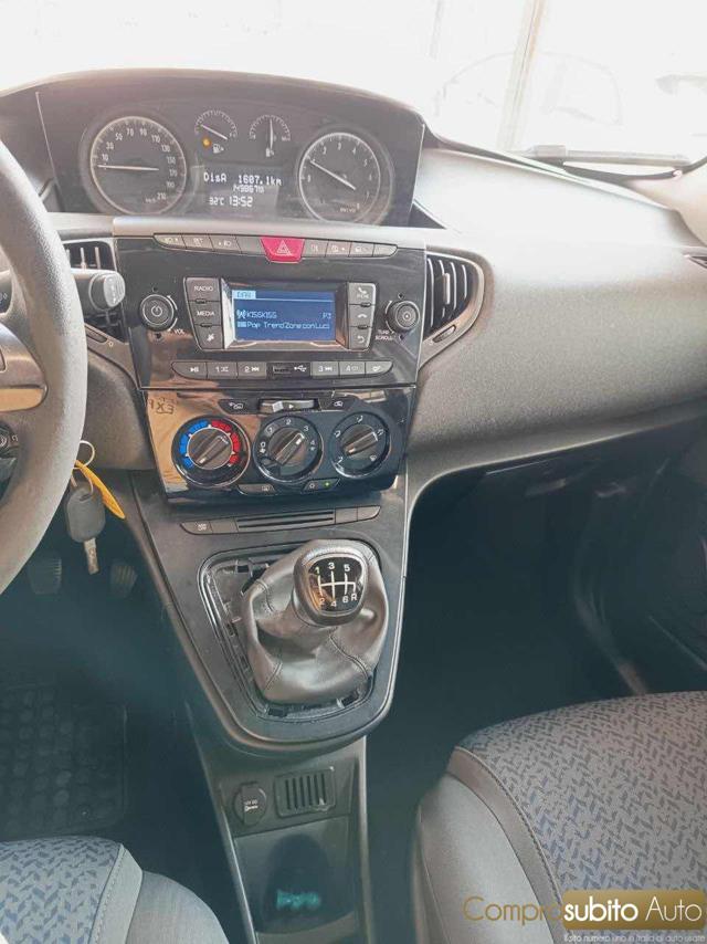 LANCIA Ypsilon usata 23