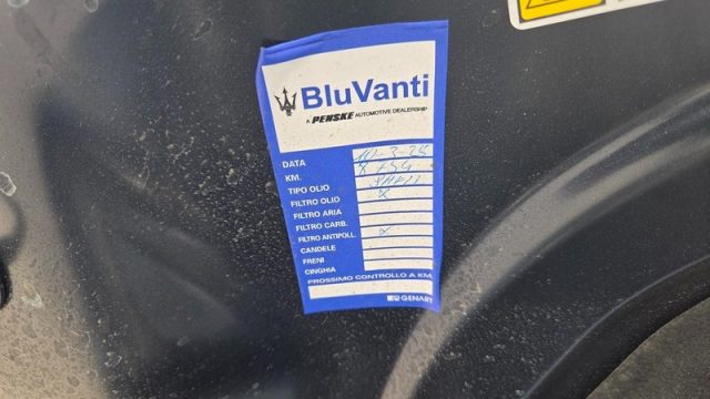 MASERATI GranTurismo usata, con Sensori di parcheggio anteriori