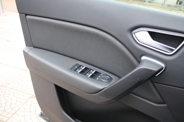 RENAULT Captur usata, con Controllo elettronico della corsia