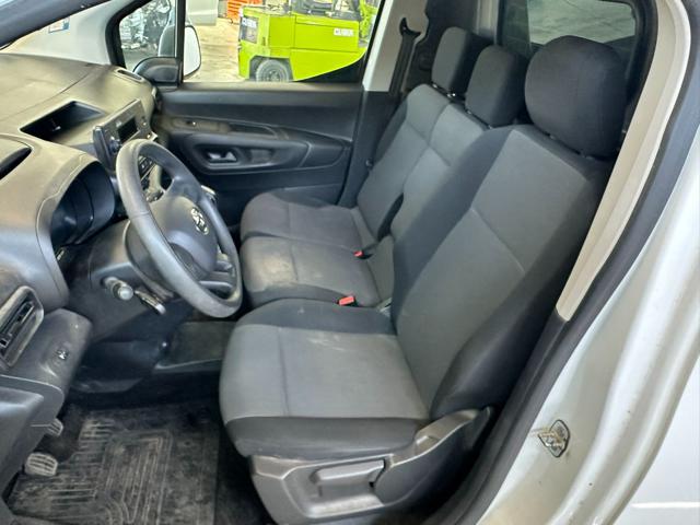 TOYOTA Proace City usata, con ESP