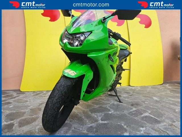 KAWASAKI Ninja 250 R usata 1