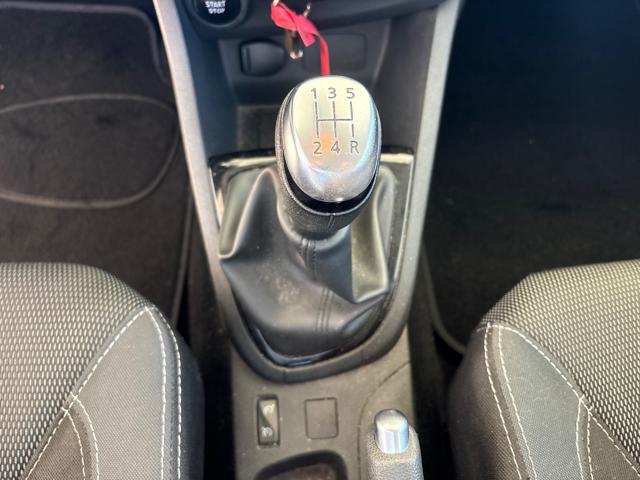 RENAULT Clio usata, con Autoradio digitale