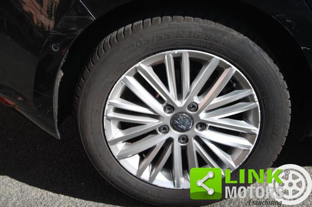 VOLKSWAGEN Golf usata, con Fendinebbia