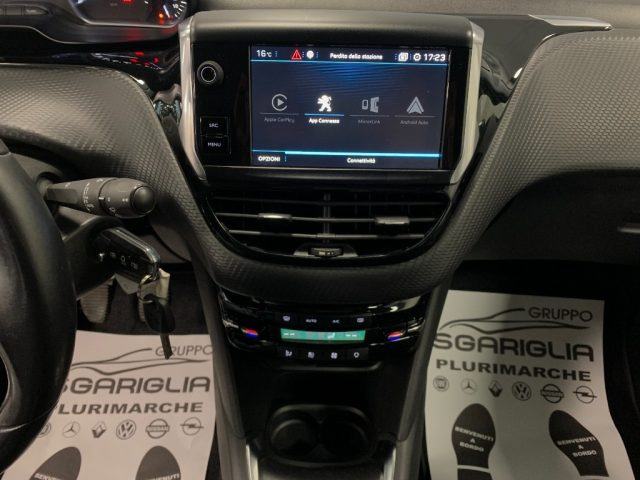 PEUGEOT 208 usata, con Touch screen