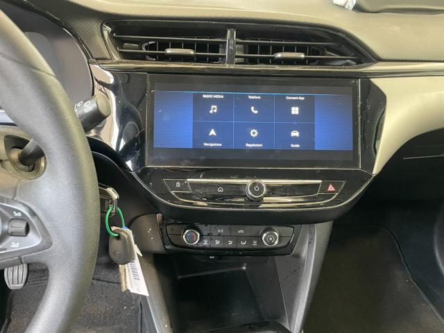 OPEL Corsa usata, con USB