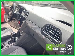 VOLKSWAGEN Tiguan usata, con Sensori di parcheggio posteriori