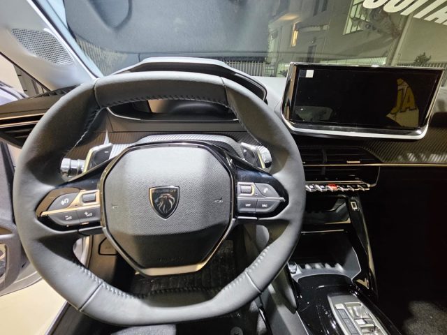 PEUGEOT 208 usata, con Specchietti laterali elettrici