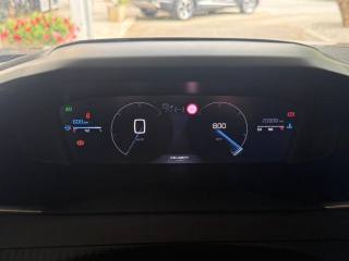 PEUGEOT 2008 usata, con Frenata d