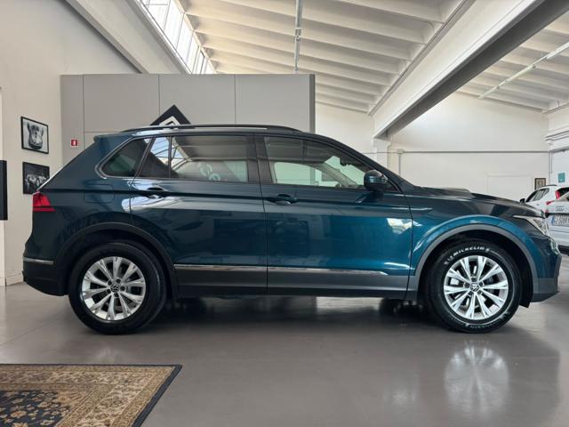 VOLKSWAGEN Tiguan usata, con Airbag laterali