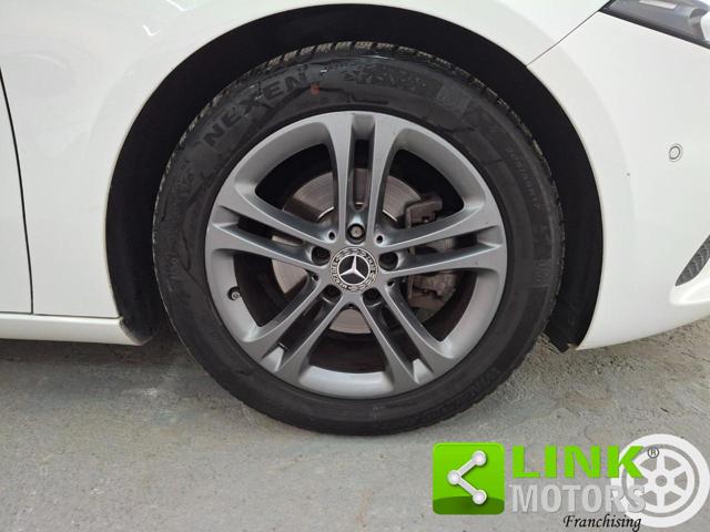 MERCEDES-BENZ A 180 usata, con Chiusura centralizzata