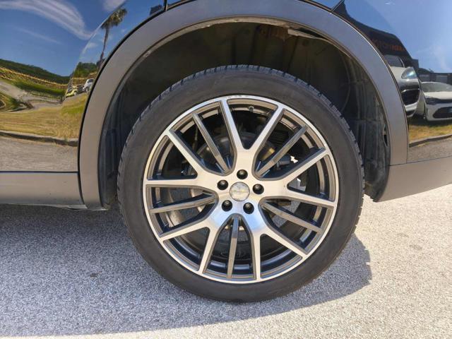 MASERATI Levante usata, con Airbag testa
