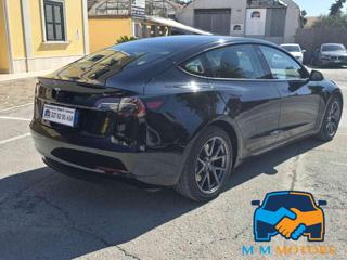 TESLA Model 3 usata, con Fendinebbia