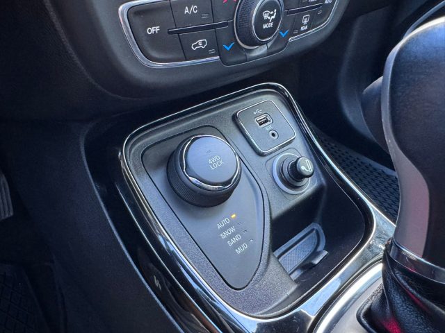 JEEP Compass usata, con Controllo automatico clima
