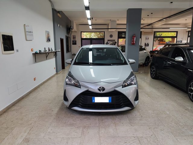 TOYOTA Yaris usata, con Airbag laterali