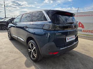 PEUGEOT 5008 usata, con Airbag laterali