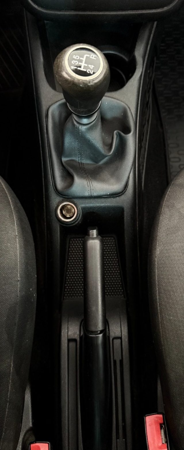 FIAT Punto usata 16