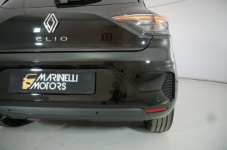 RENAULT Clio usata, con Touch screen